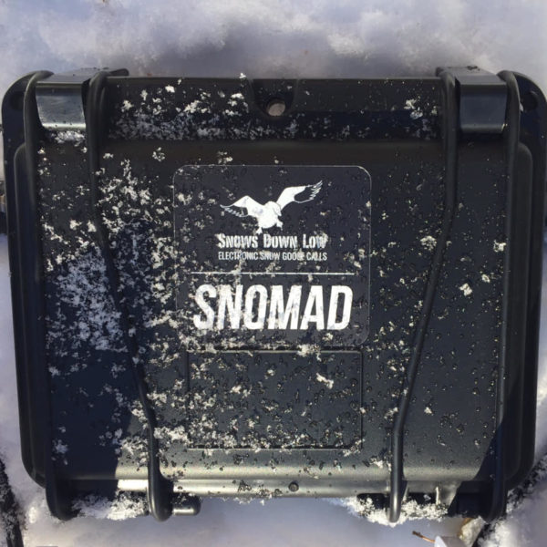 Snows Down Low SNOMAD Snow Goose E-Caller